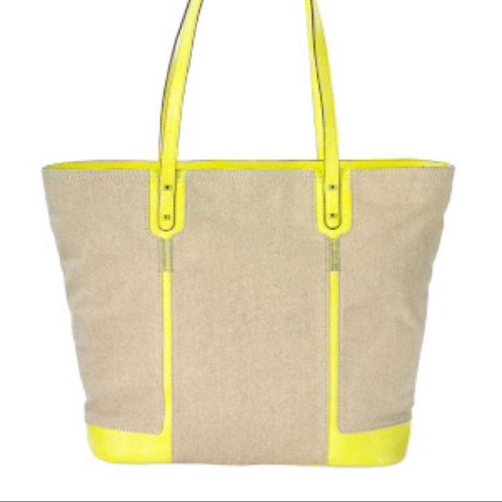 Stella & Dot Classic Tote, as featured in InStyle!